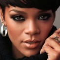 Слушать песню Diamonds от Rihanna